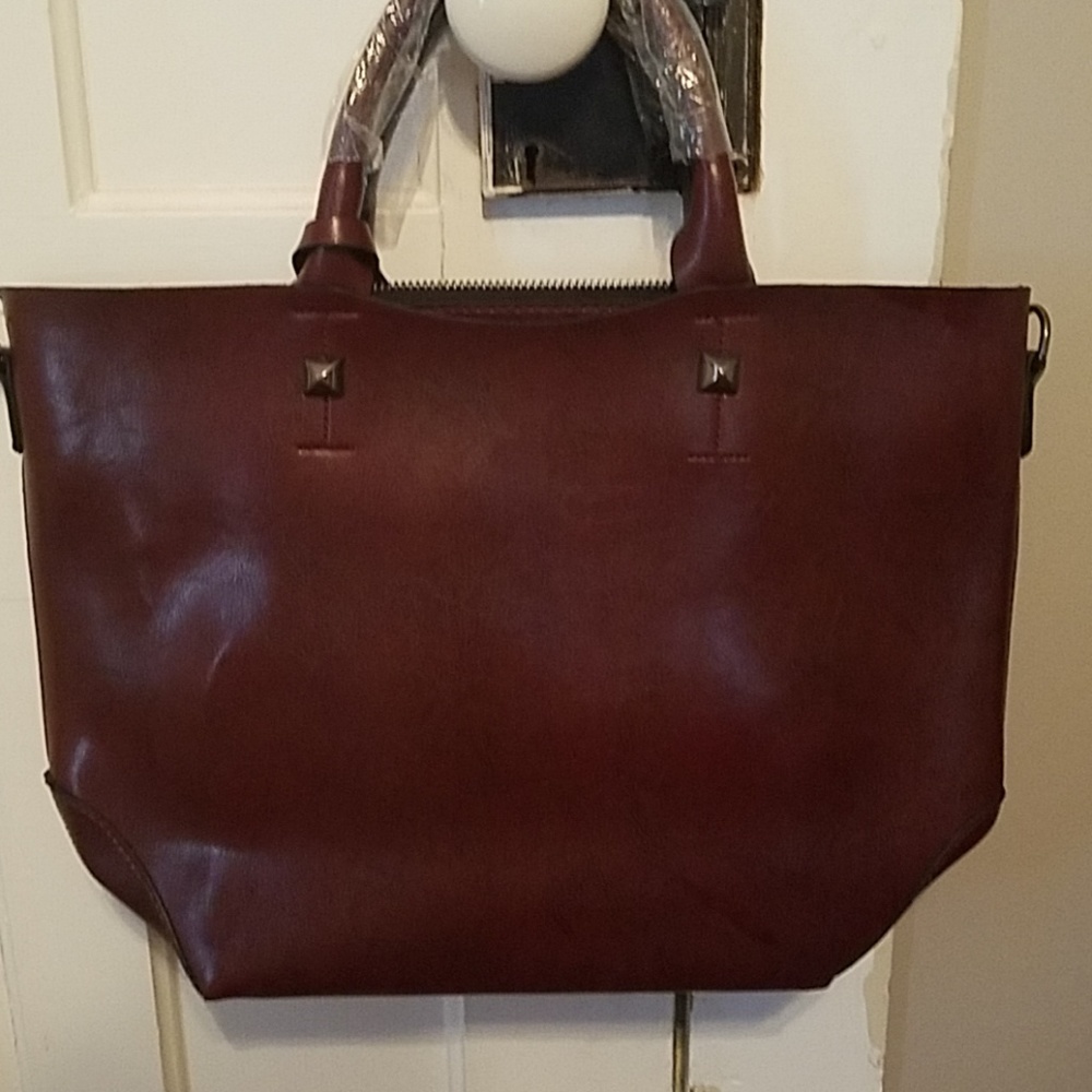 Burgundy Purse 🍁